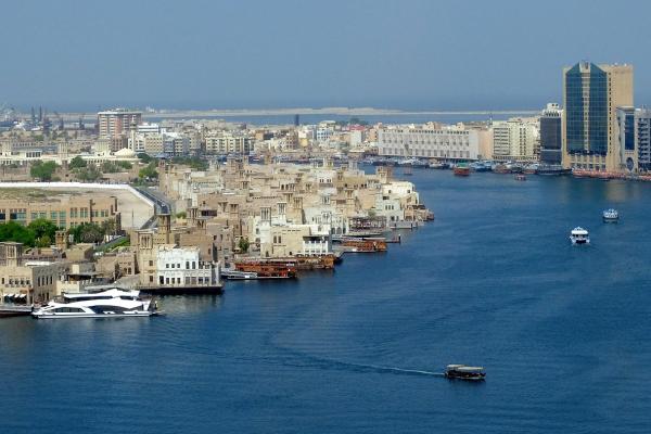 Discover Dubai: Walking Tour from Souks to Skyscrapers